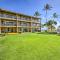 Waipouli Beachfront Condo with Balcony and Ocean Views