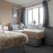 Comfortable 4 Bedroom Home in Milton Keynes by HP Accommodation with Free Parking, WiFi & Sky TV - Milton Keynes