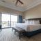 Camden on the Lake Resort - Lake Ozark