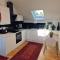 Blue Hills Luxury Apartment, Bay Front with Parking
