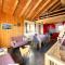 Tiny House facing the Alps - Ski in, Ski out - أنزير