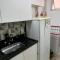 Flat Beverly Hills 101A