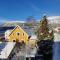 Sjarmerende feriehus i Olden rett ved fjorden - 史特林