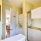 Damascus Apt with Views, Walk to Shops and Parks!