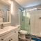 Bradenton Home with Pool and Fire Pit, 9 Mi to Beaches - Bradenton