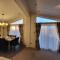 Idyllic Lakeview Lodge