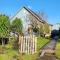 The Little Blue Farmhouse on the Mendocino Coast - Caspar