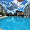 Bravo 5 Holiday Home