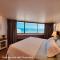 Waikiki High-rise sea view free parking