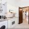 Caterina One o One - Embassy Apartment