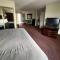 Days Inn & Suites by Wyndham Rancho Cordova