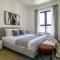 HiGuests - Stylish Waterfront Apartment With Pool in La Mer - دبي