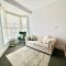 Stunning Flat Close to Beach