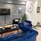 Freddys Royal Family Apartments
