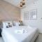 Intimate Apartment with Scenic View of Dubai Creek - Dubaj