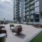 Intimate Apartment with Scenic View of Dubai Creek - Dubaj