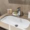 Intimate Apartment with Scenic View of Dubai Creek - Dubaj