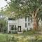 Around The Tree Manor - شيطان