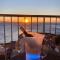 Tanis Ocean Loft