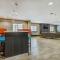Studio 6 Lenexa - Overland Park