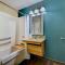 Studio 6 Lenexa - Overland Park