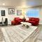 Beautiful, well-stocked home - sleeps 7!