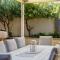 Christies Breeze a luxurious getaway by the sea