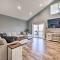 Waterfront Home on Lake Milton Dock, Hot Tub