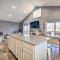 Waterfront Home on Lake Milton Dock, Hot Tub