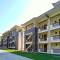 Kembali CONDO Resort with Sea View - Davao