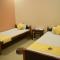 Hotel Shakuntla Palace - 400 Meters away from Vishnu Pad Temple 7 mins walk