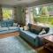 3-bedroom bungalow, central Ambleside with parking