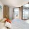 Duplex Loft with Terrace, Superb view of Port Guillaume, 7 minutes from the beach - 滨海迪沃