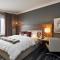 The Lofton Hotel Minneapolis, Tapestry Collection by Hilton - مينيابوليس