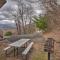 Burnsville Apt with Deck in Pisgah National Forest - Burnsville