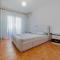 Ajla Apartment
