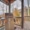 Mtn-View Cabin Deck, Grill and Fire Pit in Franklin - 富兰克林