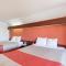 Motel 6-Olathe, KS