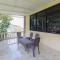 RedDoorz Plus @ Villa Bontes Batu