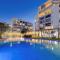 Pandanus Beach House - Direct Beach Access