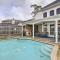 Han Solos Hideout Luxe Houston Home with Pool! - Houston