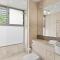 Fuller Holidays - Belongil Beach Pavilion House, 18A Childe St