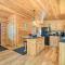 Cozy Cabin in Parsons Hike, Fish and Explore!