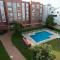 Vivienda con zona de trabajo, piscina y parking
