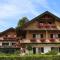 SL Hotel