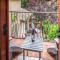 3770 Stones Throw home