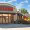 Gorgeous! Modern 3 Bed Home by Lake Mtka & Wayzata