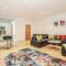 Riverside Modern 2 Bedroom Flat - Glasgow