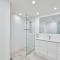 Private Argosy Apartment - Clifton Beach