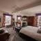 Fernhill House- Beautiful period property with 5 bedrooms and lovely views